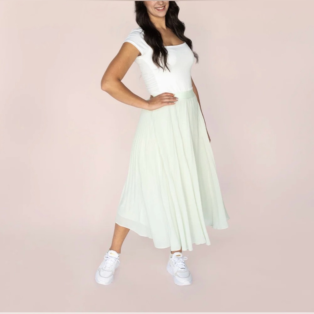 BNWT - Gentle Fawn Serenade skirt in Green Lily